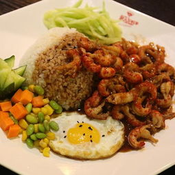 探索“超人龍蝦蓋澆飯” 產品特色、視覺呈現與餐飲管理之道